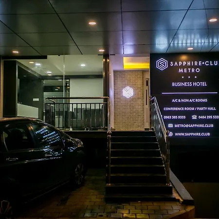 Sapphire Club Metro-3