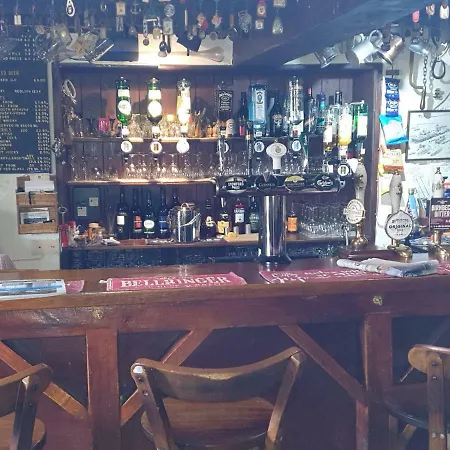 The Old Red Lion-2