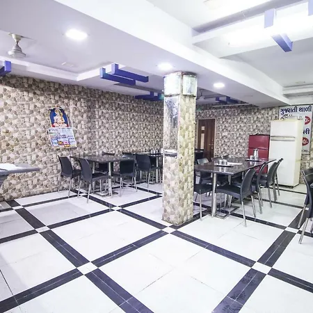 Hotel Gujarat Palace-3