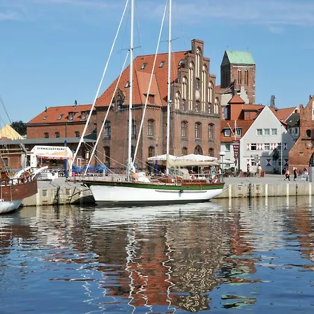 Hotel Am Alten Hafen-2