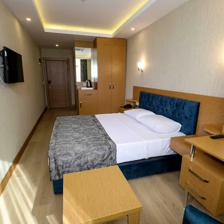 Grand Elmira Suites-3