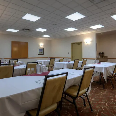 Country Inn & Suites By Radisson, Calgary-Northeast-2
