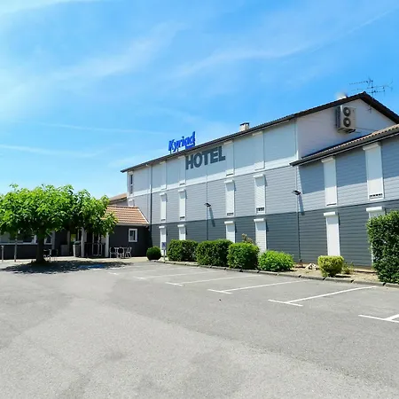 Hotel Kyriad Montauban-2