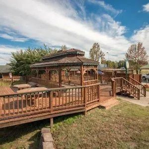 Bullwinkles Rustic Lodge-3