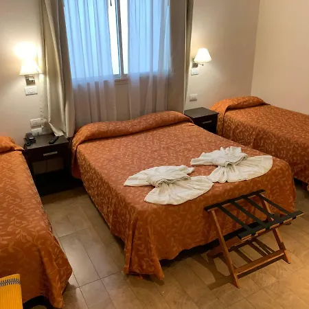 Hotel Select-3