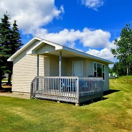 Seascape Coastal Retreat - 2 Adults Only - Hot Tub And Without Hot Tub Oceanfront Property-2