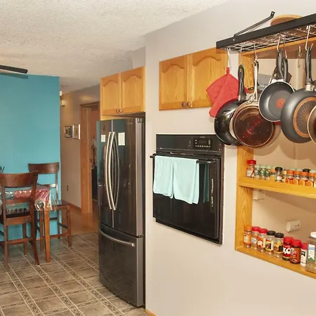 Tiga Bed And Breakfast-3