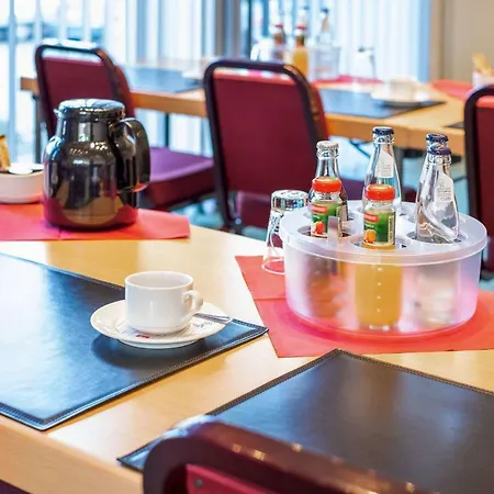 Quality Hotel Bielefeld-3