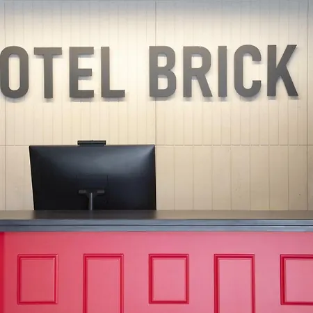 Hotel Brick Barcelona-2