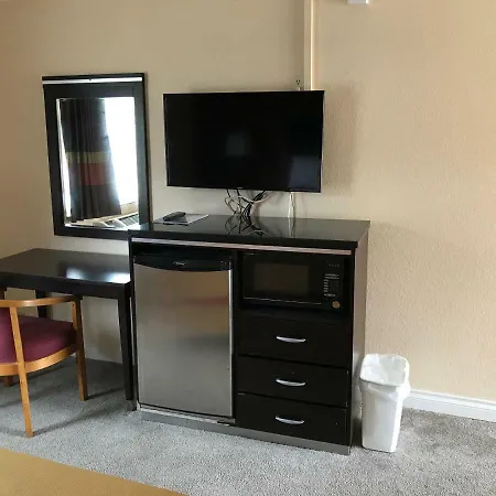 Manhattan Inn & Suites-2