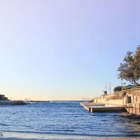 The Clovelly Hotel-2