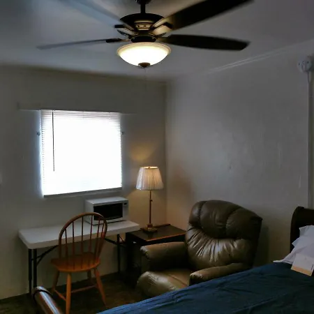The Ohio Motel-2