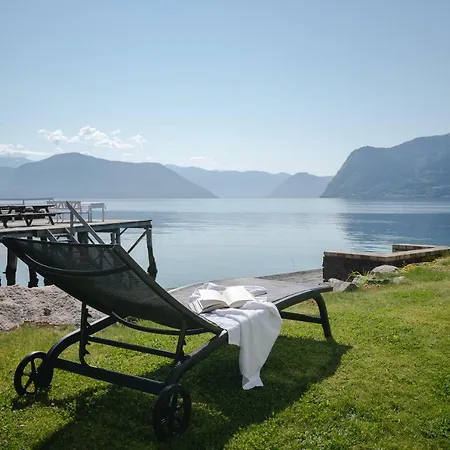 Leikanger Fjordhotel - Unike Hoteller-2