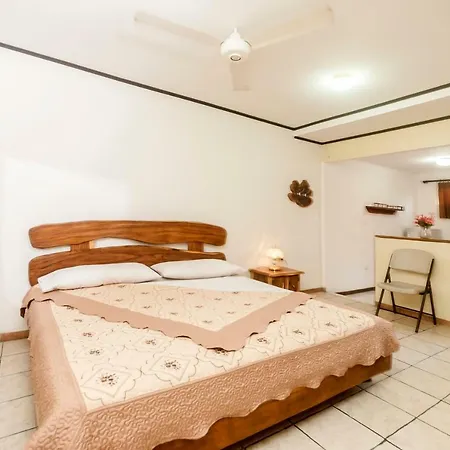 Cadillac Rock Beach Hotel-2