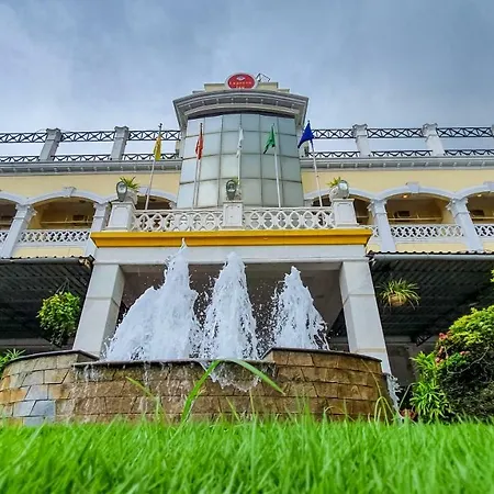 Hotel Express Inn-2