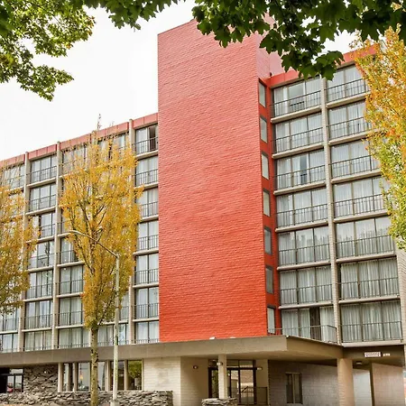 Red Lion Inn & Suites Olympia, Governor Hotel-2