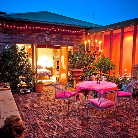 At Eleven - La Petite Maison-3