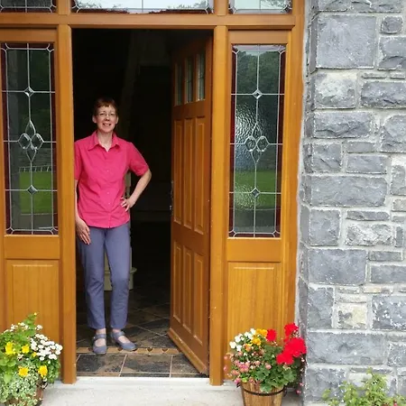 Whitethorn Lodge, Bed & Breakfast, Lackafinna-2