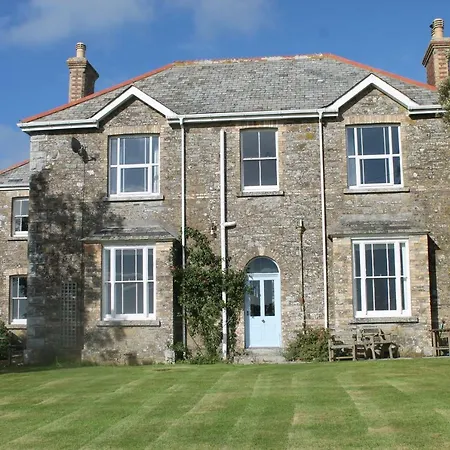 Trevanger Farm Bed And Breakfast-2