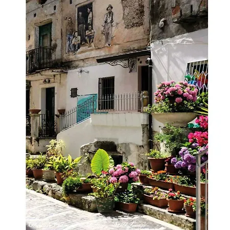 Villa Dei Mercanti-2