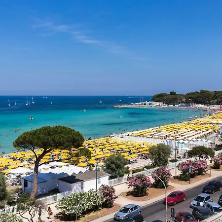 Mondello Beach Rooms - By The Sea-3