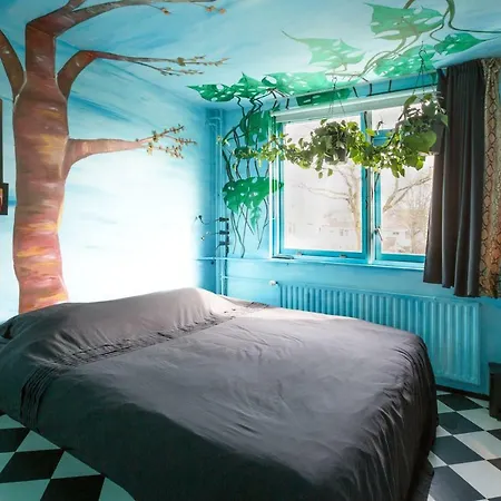 Arty House-2
