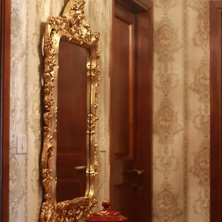 Vintage Room-2