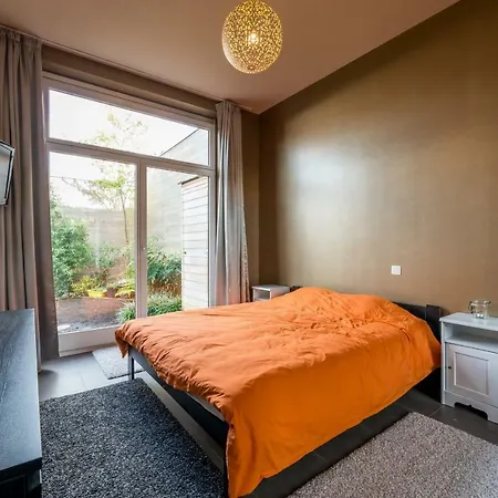 Guesthouse De Roode-3