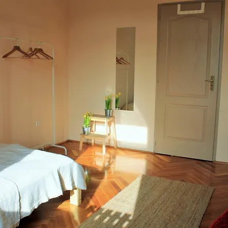 Lidi Guesthouse-2