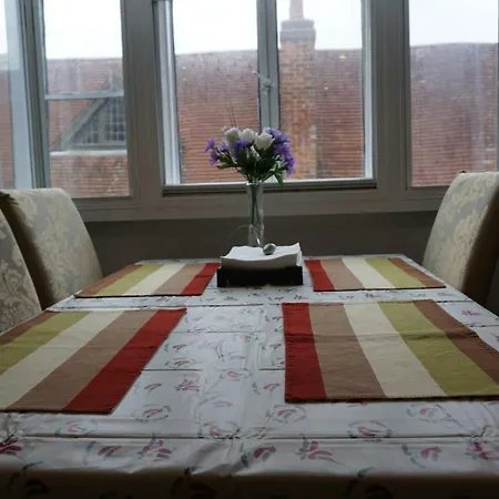 Golden Cross Guesthouse-2
