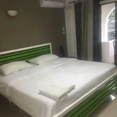Escobar Guesthouse-2