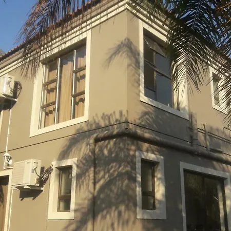 Lullaby Guesthouse-3