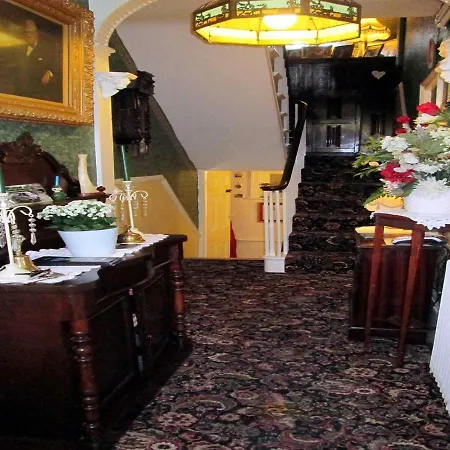 Number One Guesthouse-2