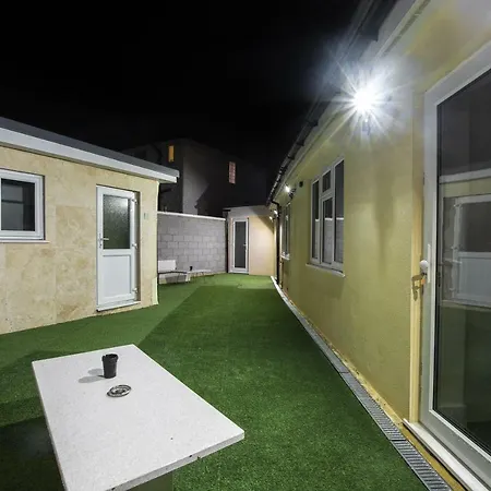 Ta House-2