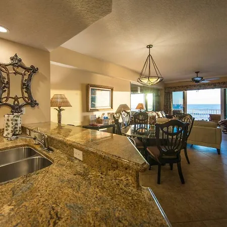 Family Friendly - Direct Oceanfront Sanibel 303-3