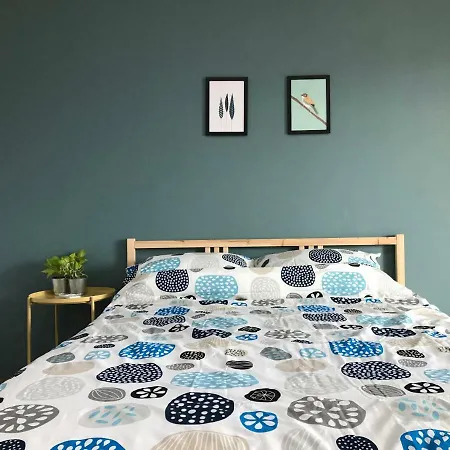 Hug House-3
