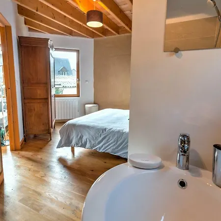 B&B Wood Cottage-2
