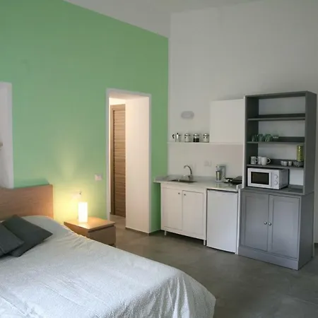 Alyssa House-3