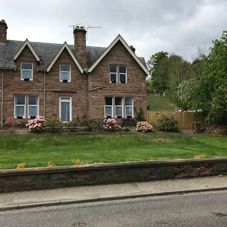 Cromarty View Guest House Accommodations & B&B-3