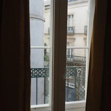 Le Quatre-2