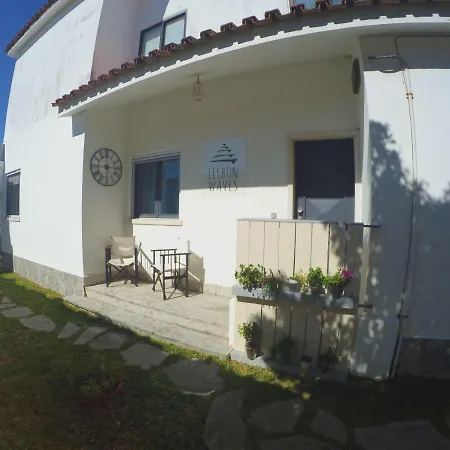 Lisbon Waves Surf Lodge-2