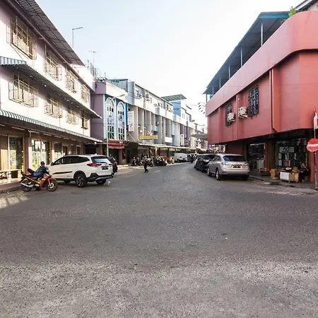 Lovina Inn - Nagoya Batam-2