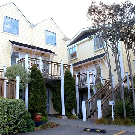Bruce Waterfront Apartments-3