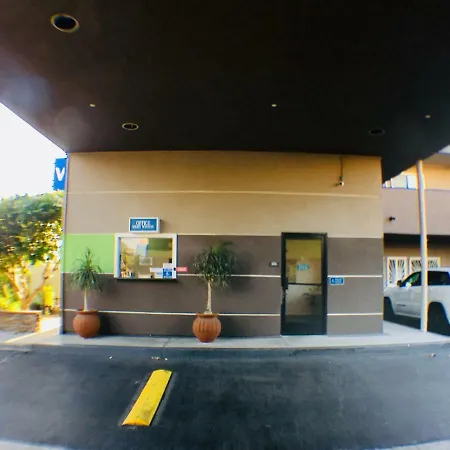 Valley Inn & Suites-3
