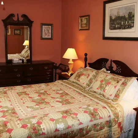 Wilson House Bed & Breakfast-2