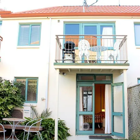 Les Troupes Apartments-3