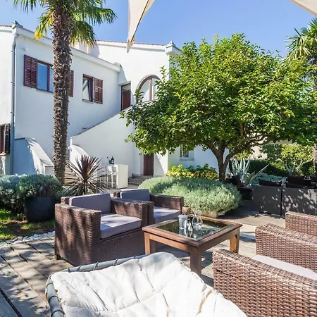 Apartments Bori-3