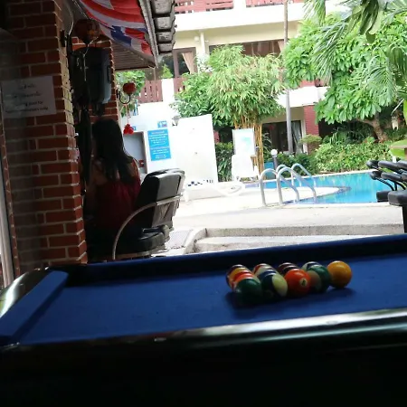 Mermaid'S Beach Resort Jomtien-2