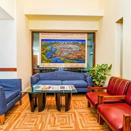 Fabhotel Divine Inn-2
