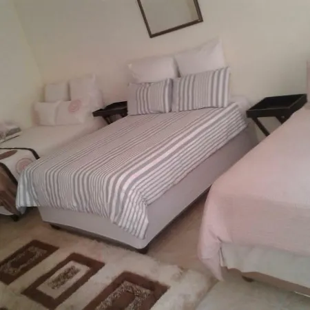 Lala'S Guest House-3